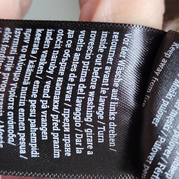 Star Wars Baby Yoda Christmas Holiday Ugly Sweater Joy In The Galaxy SZ S - Picture 5 of 6